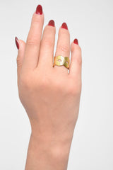 Anillo mujer entrelazado