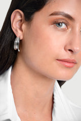 Aretes mujer media luna color plateado