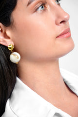 Aretes mujer perla color beige