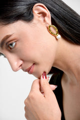 Aretes mujer ovalado color dorado