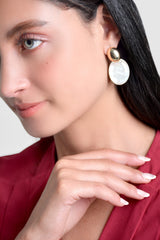 Aretes mujer resina transparente con brillo color blanco
