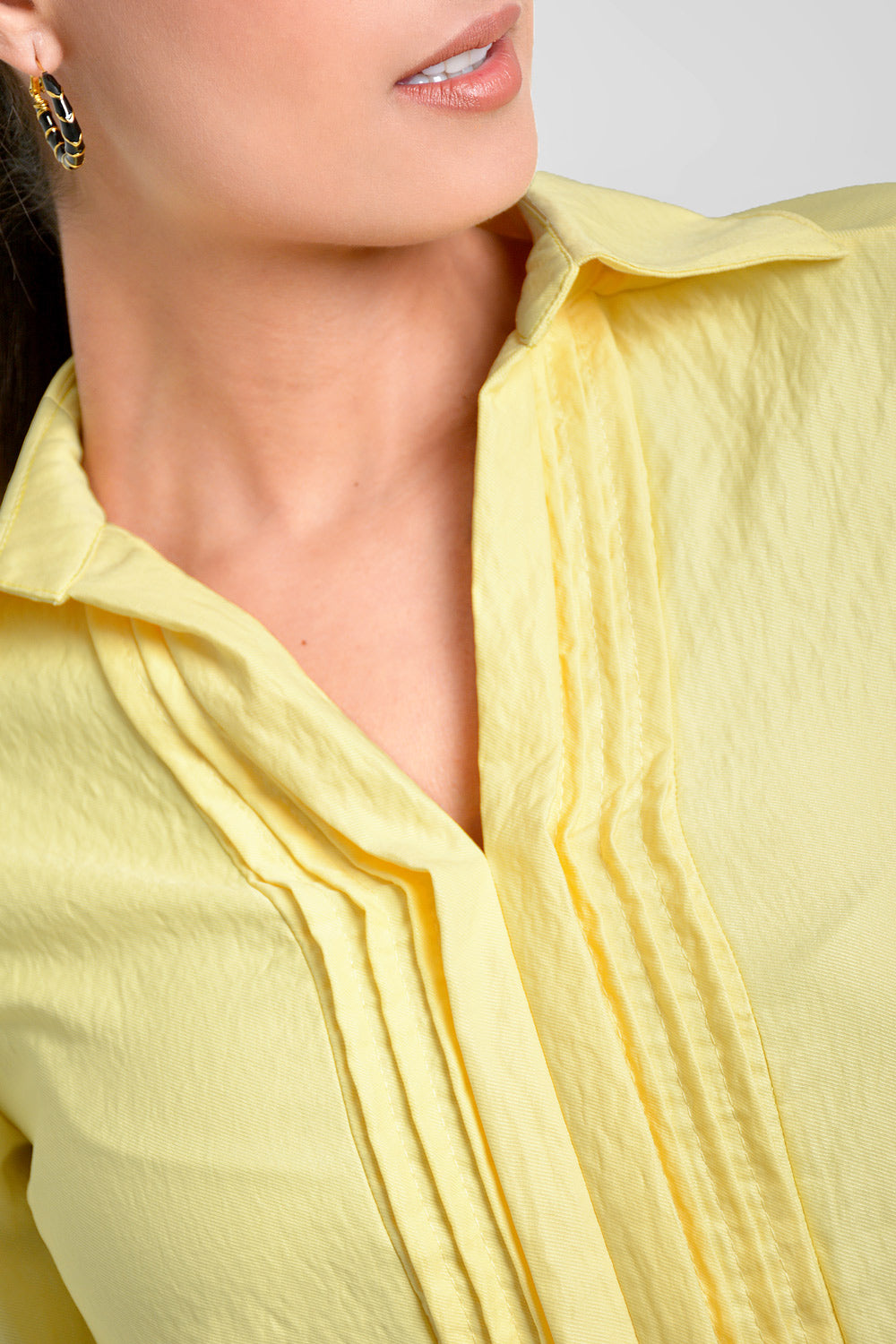 Camisa mujer con alforzas