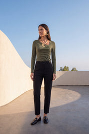 Pantalón mujer con pretina cruzada