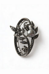 Broche mujer hojas con perla color plateado